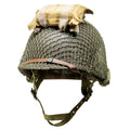 Casque complet parachutiste Battle Battered 506th PIR Market Garden vue de 3/4 pochette de premiers soins et filet original