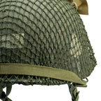 Casque complet parachutiste version M1-C Market Garden de NCO du 506th PIR de la 101st Abn vue en gros plan de l'arrière