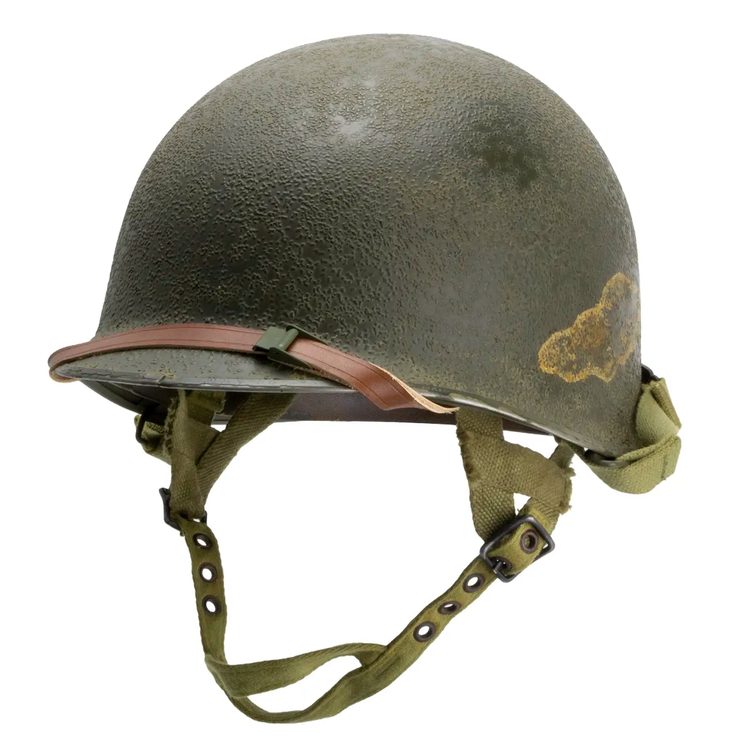 Casque complet parachutiste Battle Battered 508th PIR 3rd Bn vue de 3/4 avant