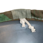 Couvre casque allemand camouflage Éclat ou Splinter gros plan de la cordelette de serrage