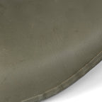 Casque Complet Infanterie Original Schlueter et liner Firestone version 29th ID 2nd Lieutenant Battle Battered vue en gros plan du numéro de lot.