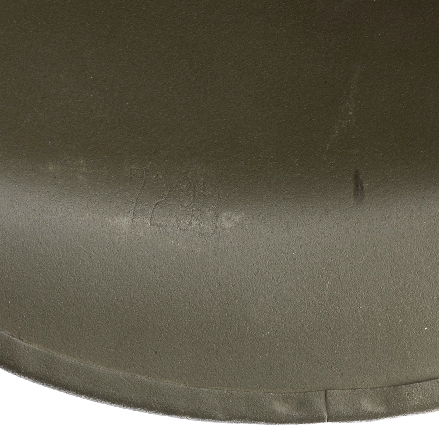 Casque Complet Parachutiste 517th PRCT coque McCord liner Firestone Battle Battered Mon Casque M1 gros plan du numéro de lot de la coque McCord 729B