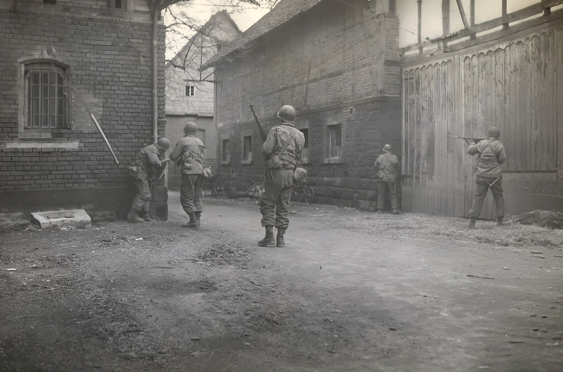 Image Ambiance Casque Complet Infanterie Schlueter 90A - Liner Westinghouse