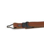 Jugulaire en cuir de sous casque liner US M1 reproduction Mon Casque M1 gros plan de la boucle