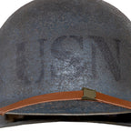 Gros plan du marquage avant USN du casque Complet de LCVP driver
