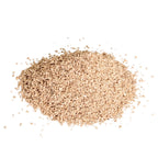 Gros plan d'un tas de liège broyé pour texture de casque US M1