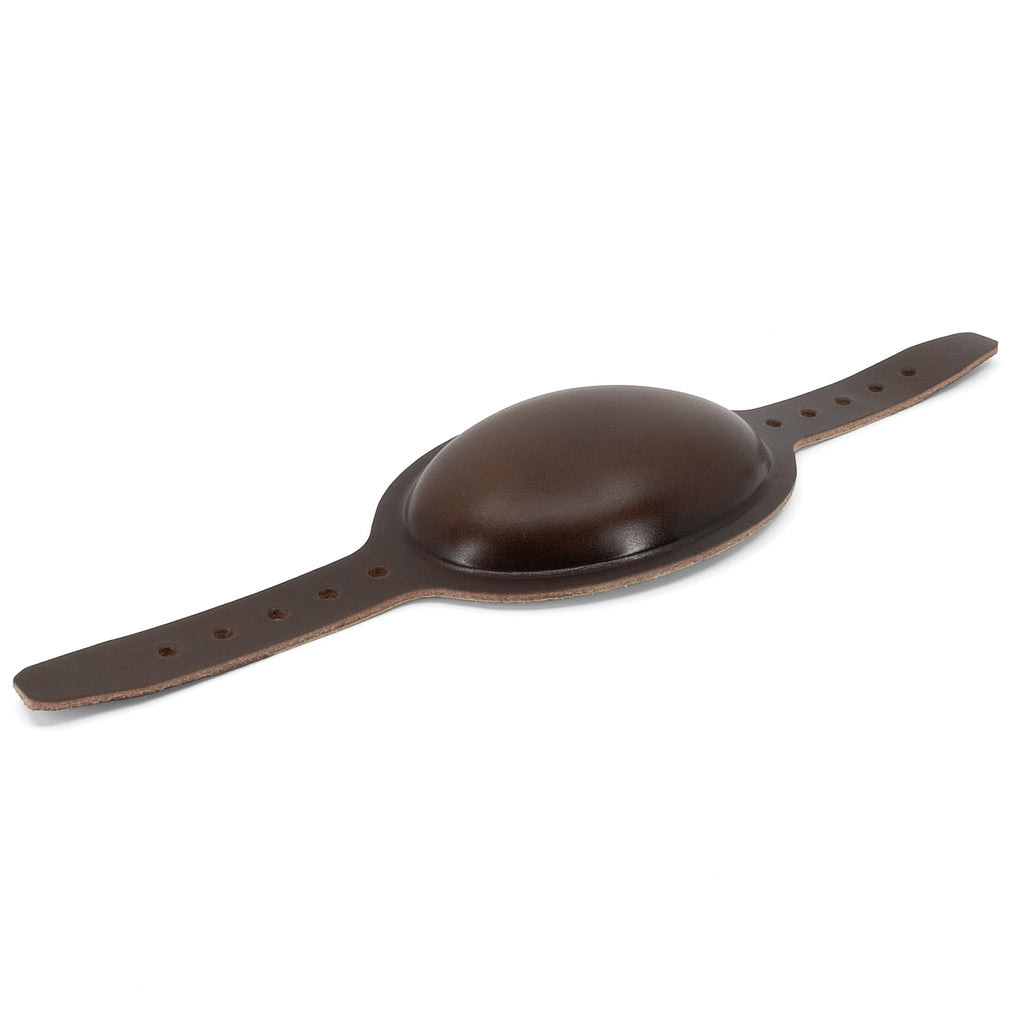 Mentonnière en cuir pour liner US M1 Parachutiste posée au sol-2_Mon Casque M1