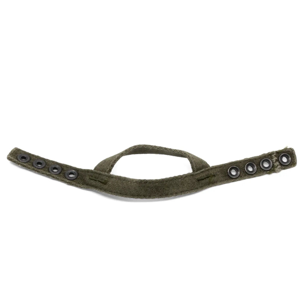 Mentonnière en tissu pour sous casque parachutiste M1 après guerre sans marquage US vue à plat