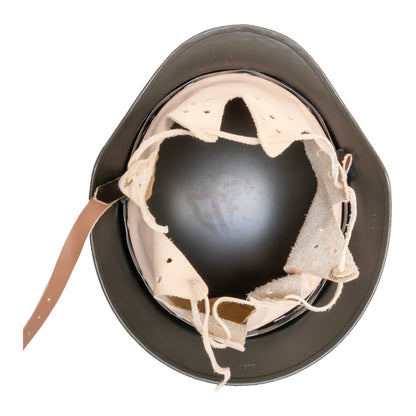 Reproduction du casque Allemand M40 vue du liner ouvert et du marquage dans le fond de la coque