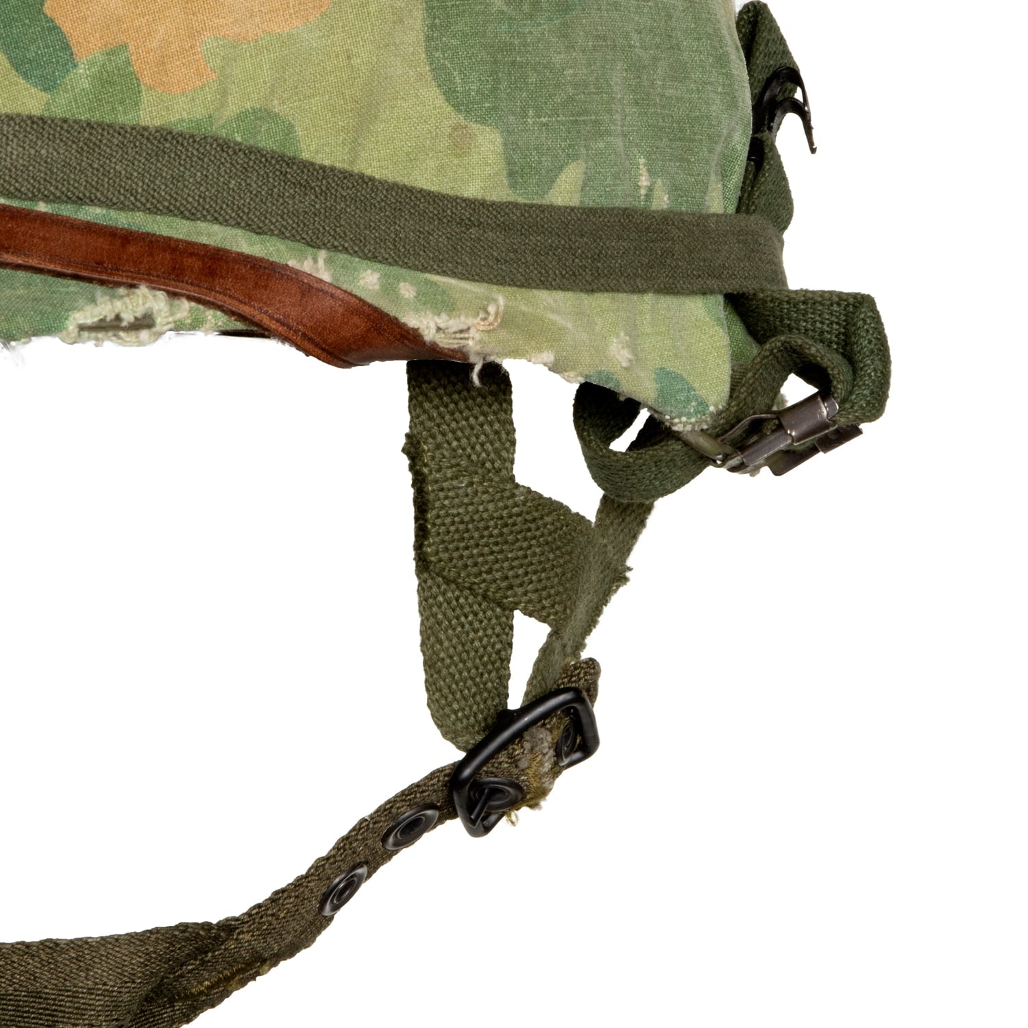 Casque Complet Vietnam Parachutiste Edition Limitée précoce vue de la jugulaire