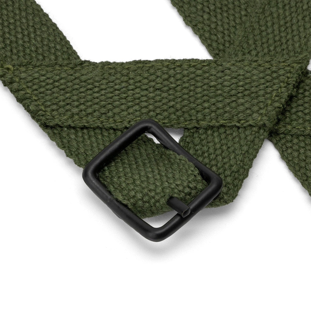 A Yokes pour sous casque parachutiste Type II guerre de Corée guerre du Vietnam gros plan de la boucle