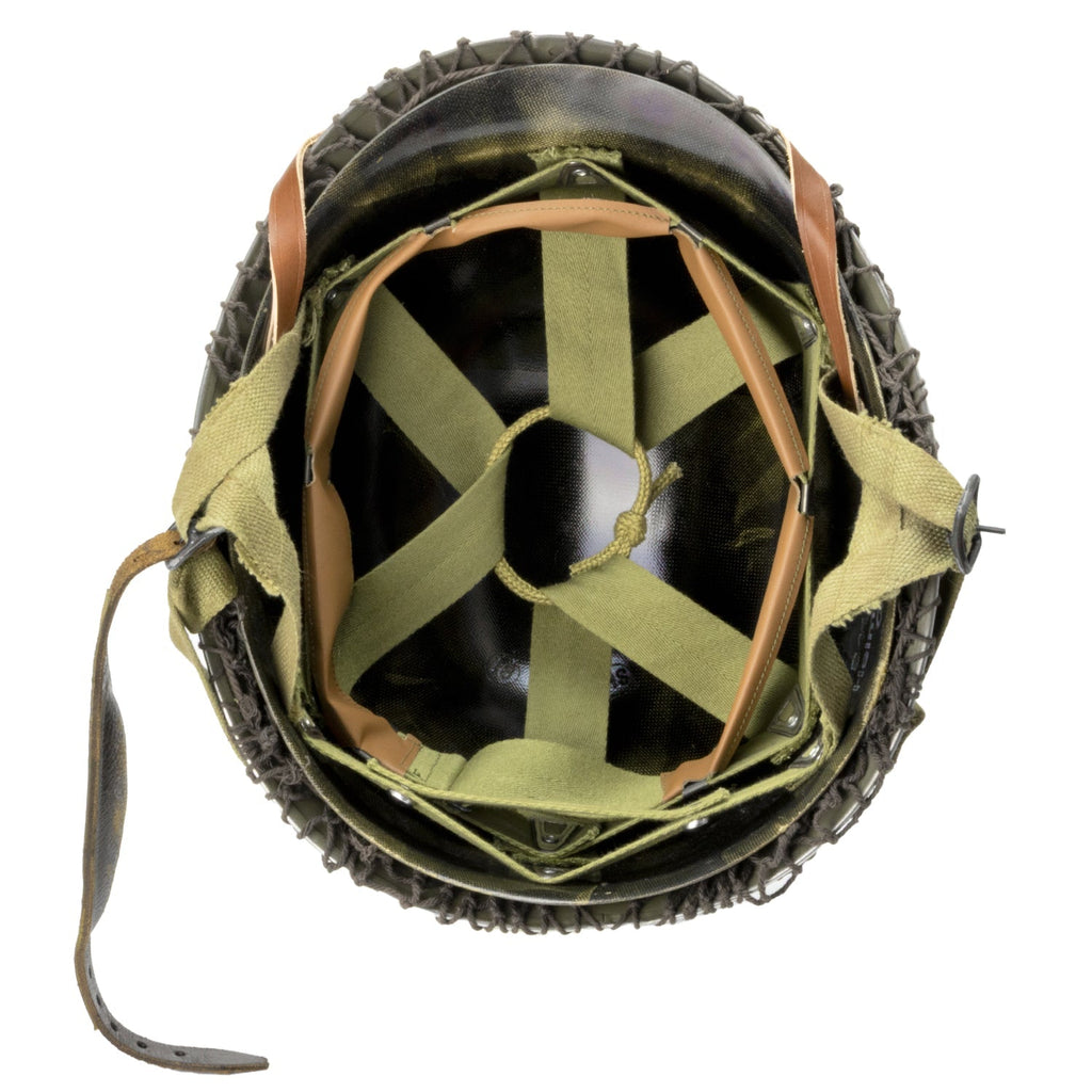 Vue intérieure du casque "Battle Battered" 326th Engineer Bn Major Hugh A. Mozley