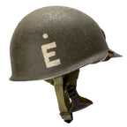 Vue du côté droit du casque complet parachutiste "Battle Battered" 326th Engineer Bn Major Hugh A. Mozley