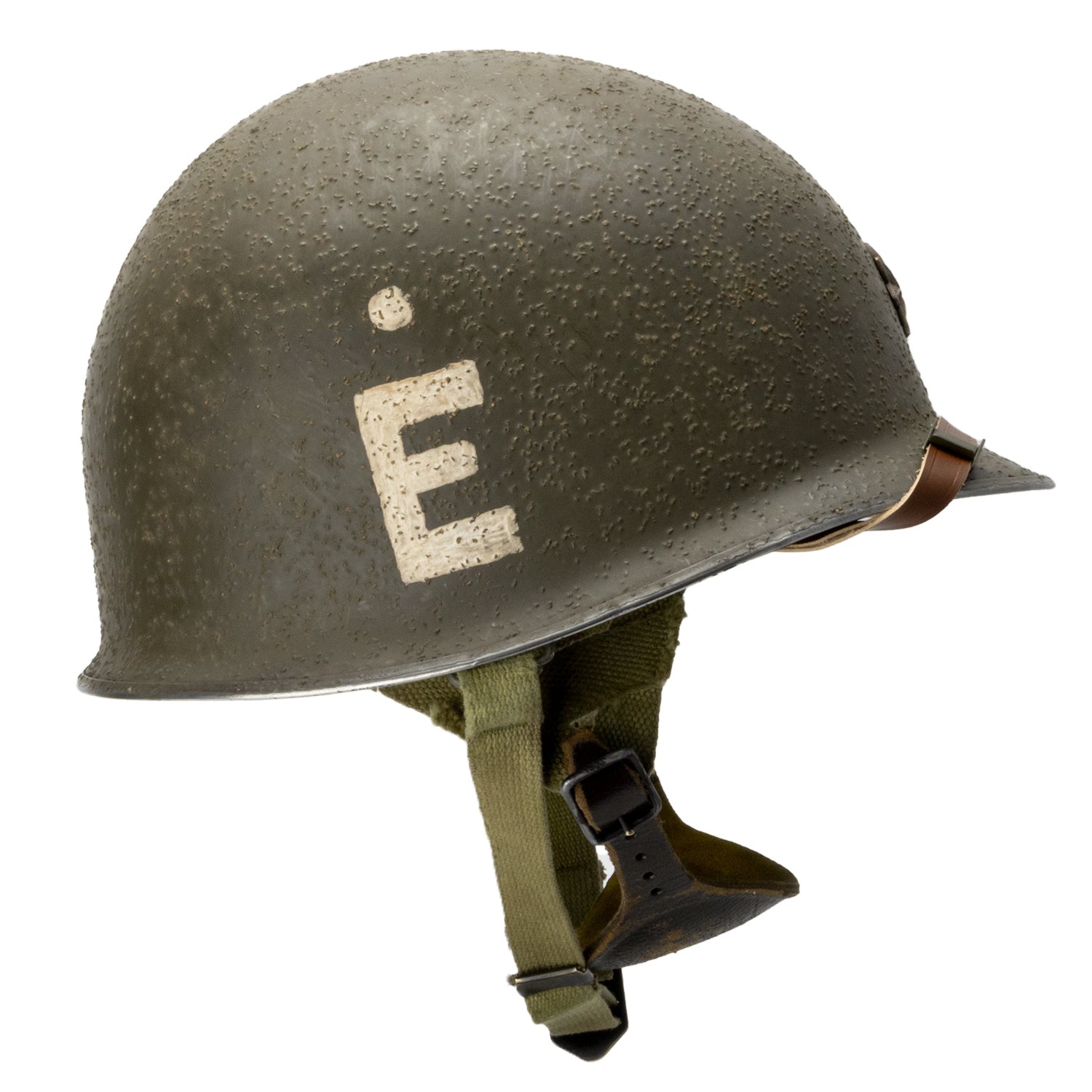 Vue du côté droit du casque complet parachutiste "Battle Battered" 326th Engineer Bn Major Hugh A. Mozley