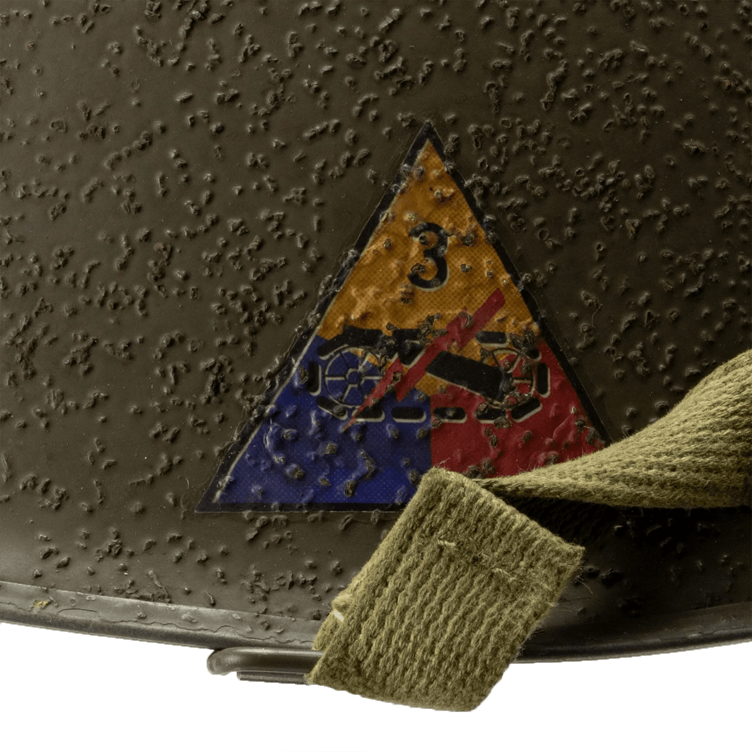 Coque de casque USM1 Battle Battered 3rd Armored Division, 2nd Lt gros plan de l'insigne de la 3rd Armored Division