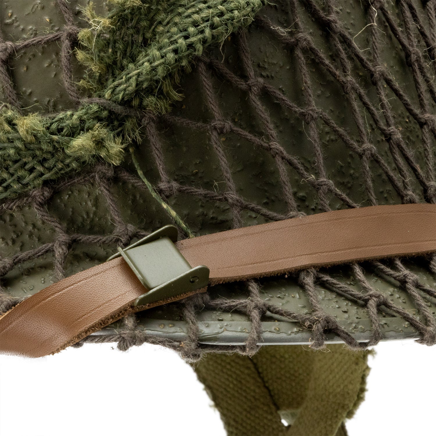 "Battle Battered" 506th PIR Cpl Don Rinehart "Battle Battered" 506th PIR Cpl Don Rinehart - Mon Casque M1