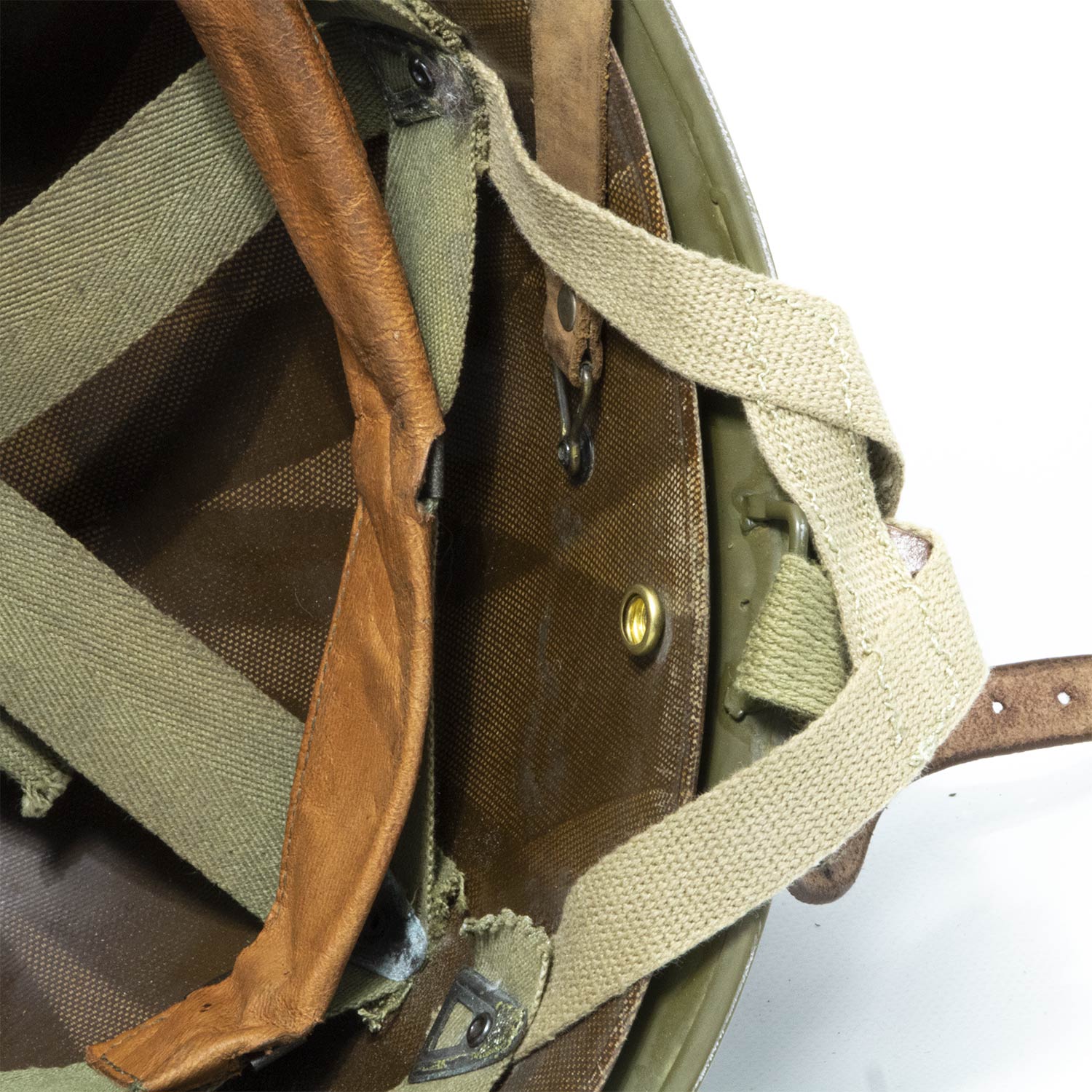 Battle Battered 551th PIR pates fixes et liner fibre vue du liner en fibre et de son bouton pression