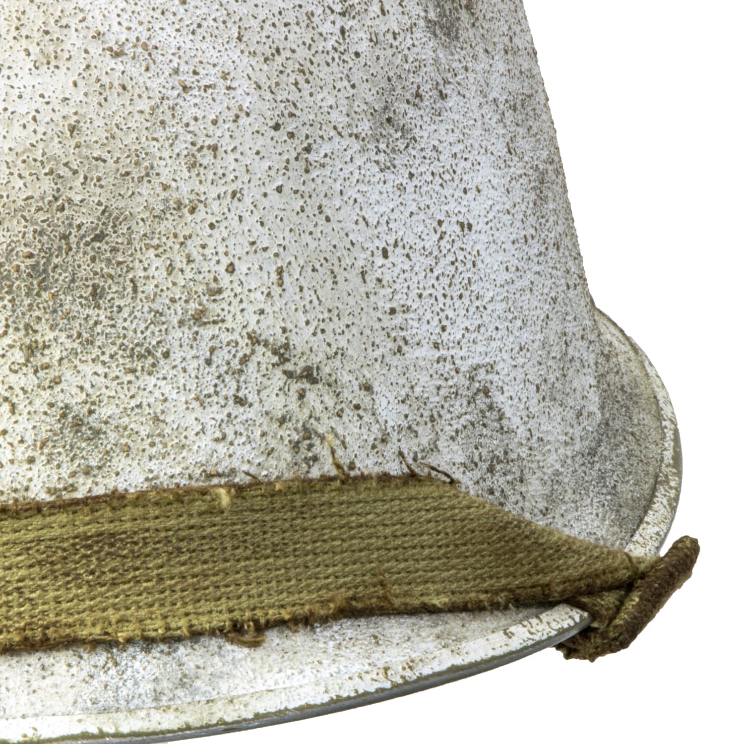 Casque Complet US M1 Battle Battered Winter Camouflage vue gros plan sur la texture