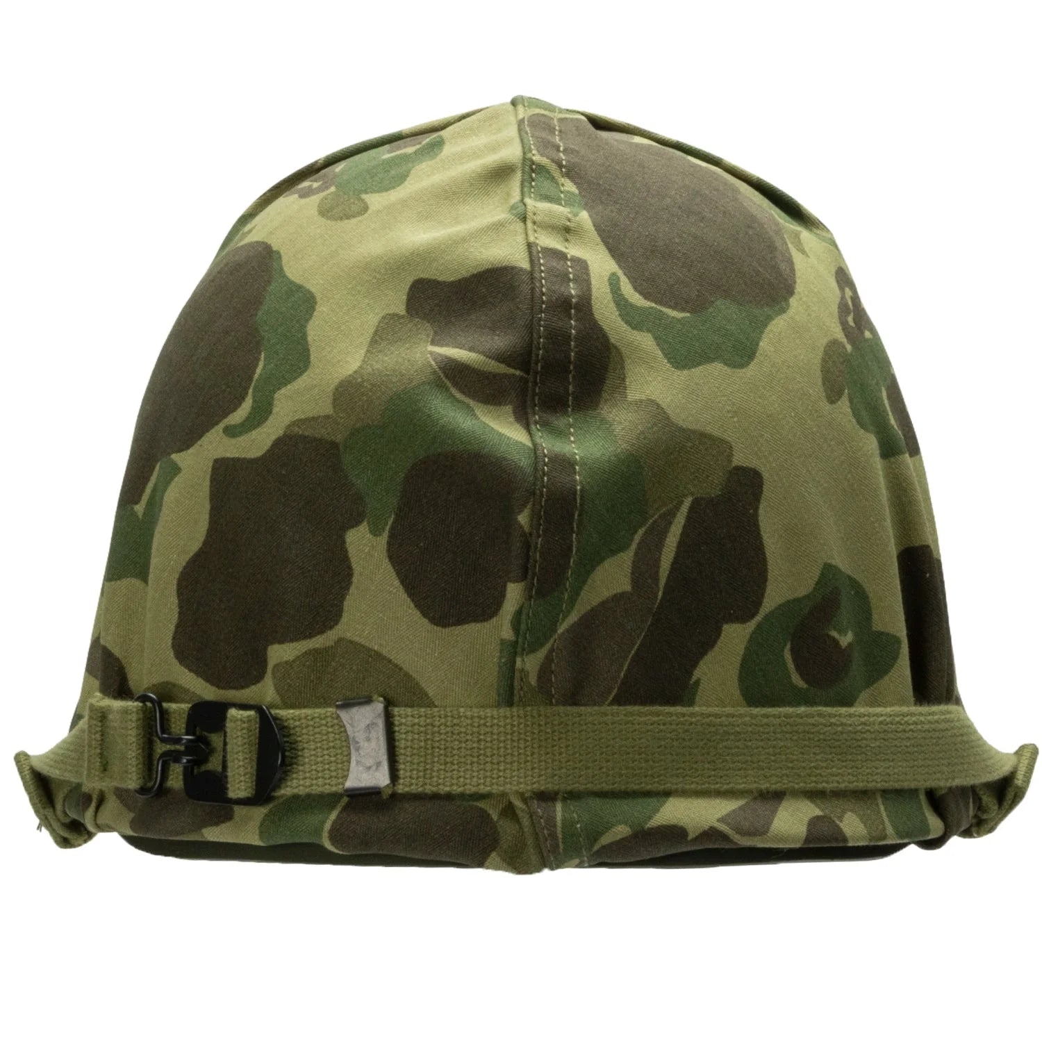 Casque Complet US M1 Pacifique avec couvre casque réversible vue arrière avec sa jugulaire de casque lourd.