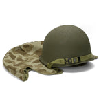 Casque Complet US M1 Pacifique avec couvre casque réversible vue posé au sol.