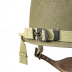 Casque Complet Parachutiste M2 gros plan de la jugulaire