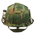 Casque Complet Vietnam US M1 avec ses accessoires vue arrière