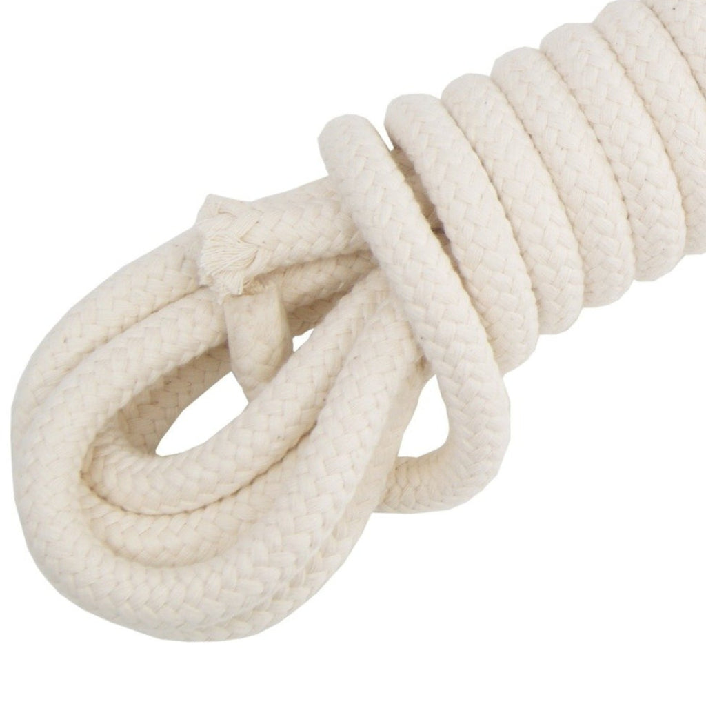 Gros plan de l'extrémité de la reproduction de la corde de franchissement pour parachutistes US WW2