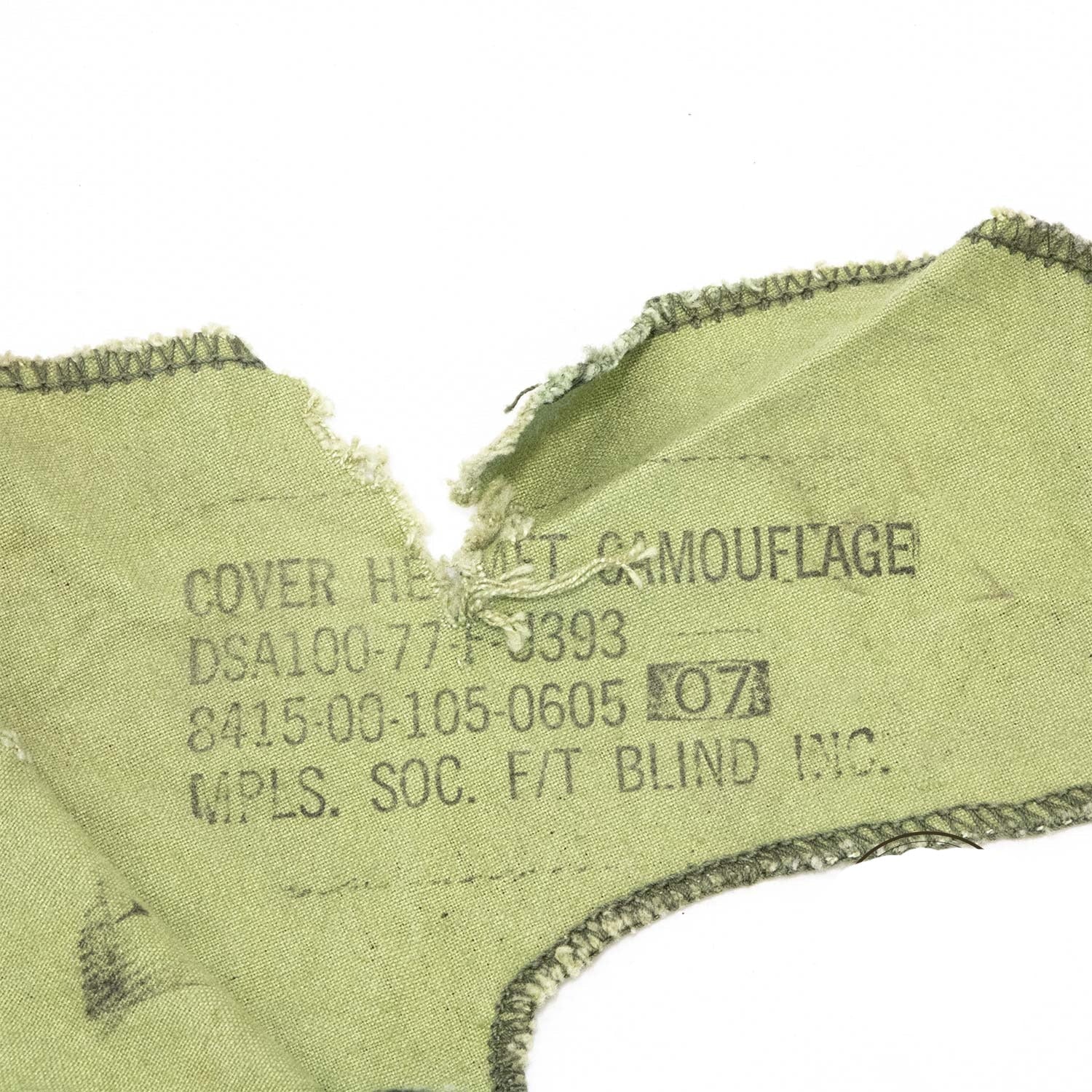 Couvre-casque ERDL Original 1977 gros plan du marquage