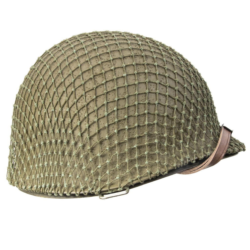 Filet petites mailles original monté sur casque US M1 vue de profil