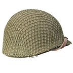 Filet petites mailles original monté sur casque US M1 vue de profil