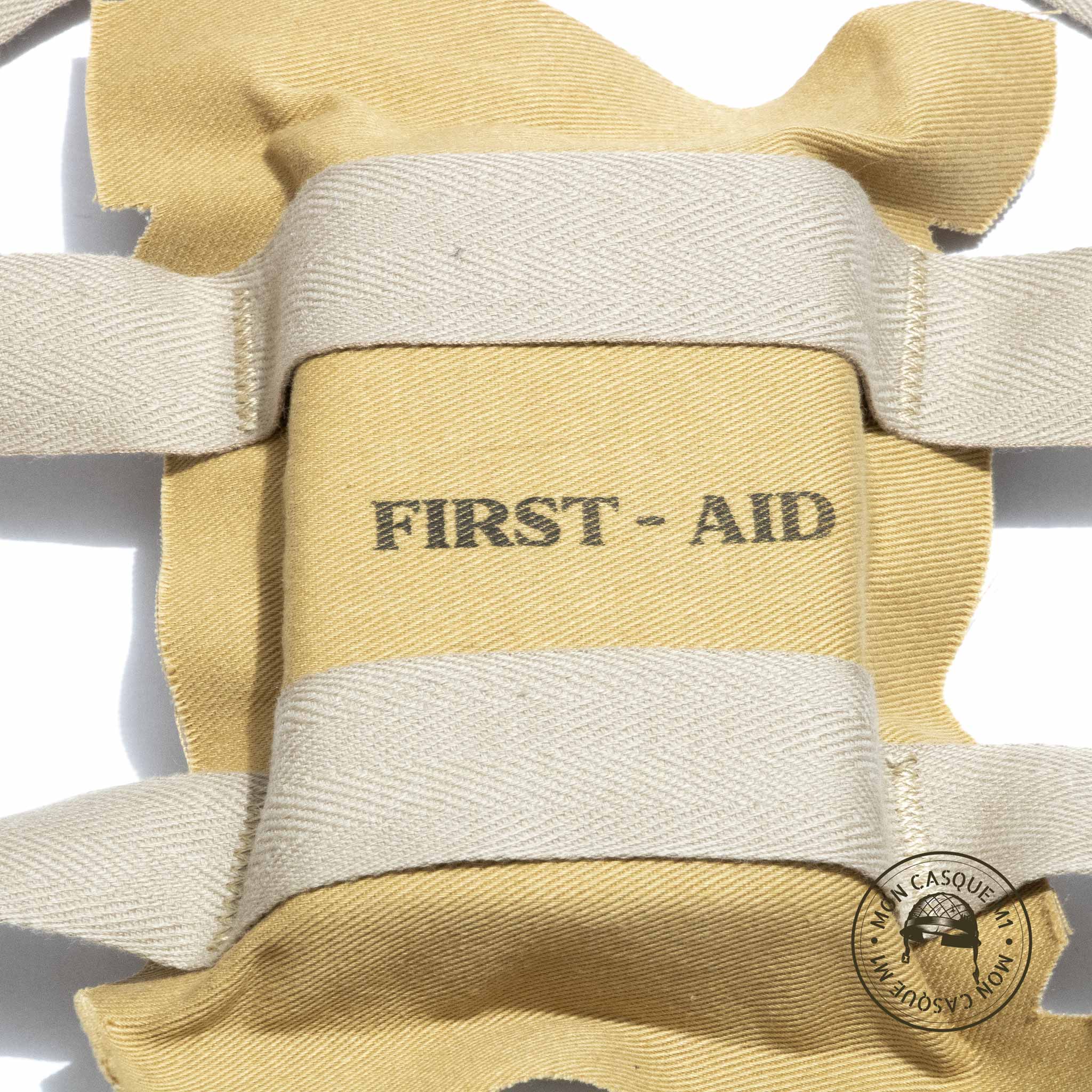 First-aid parachutiste OD#3 gros plan du marquage