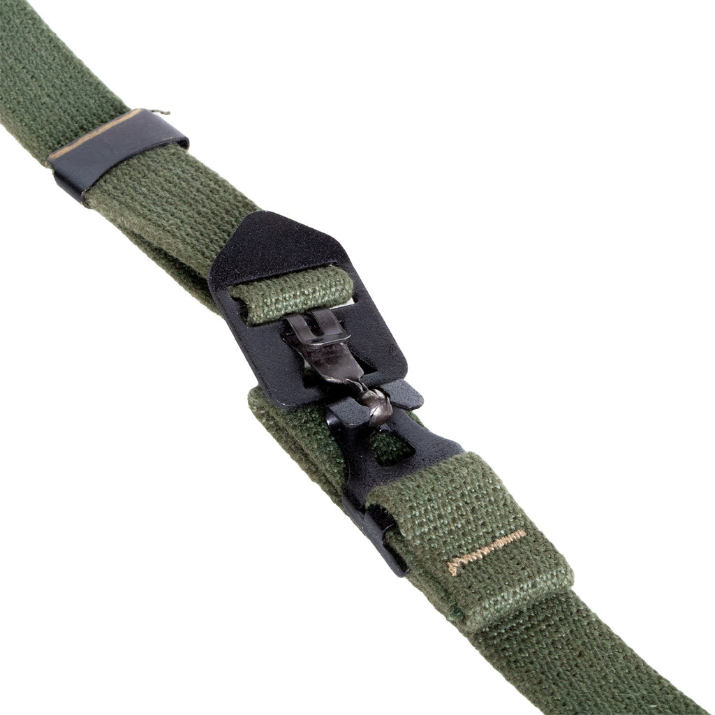 Jugulaire parachutiste version Vietnam pour casque parachutiste Vietnam gros plan sur le système de fermeture T1