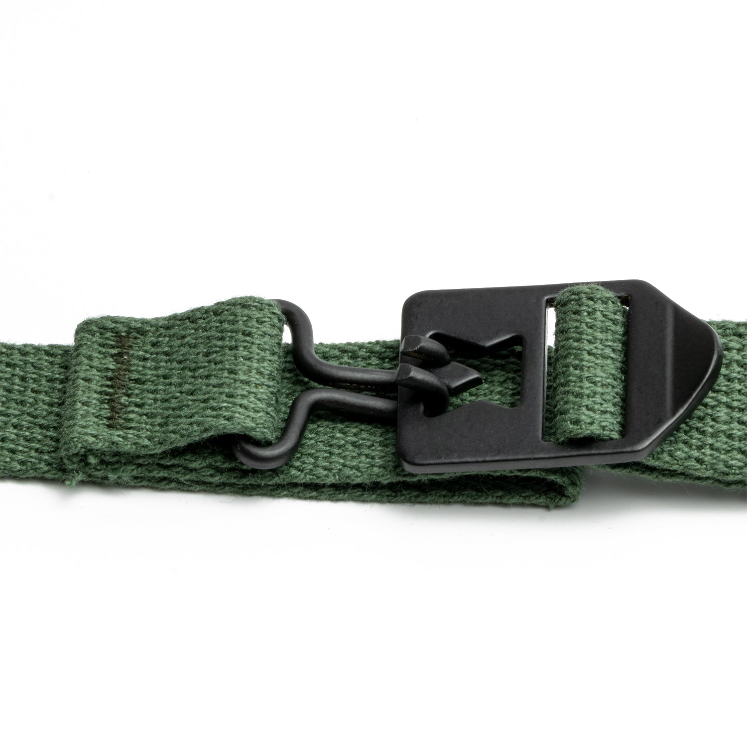 Jugulaire casque lourd US M1 type late war couleur OD#7 gros plan de la boucle et son crochet