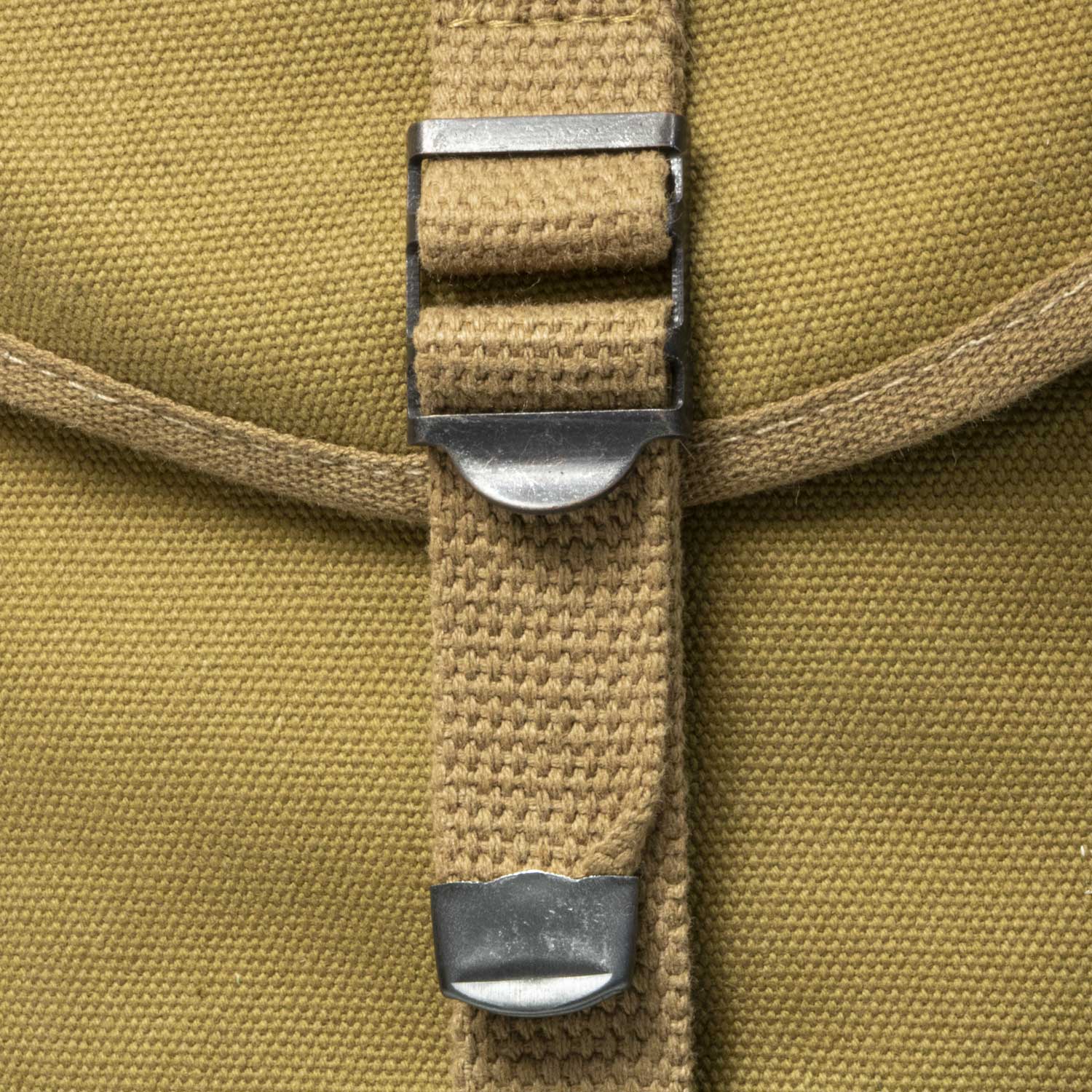 General Purpose Bag US WW2 vue de l'attache