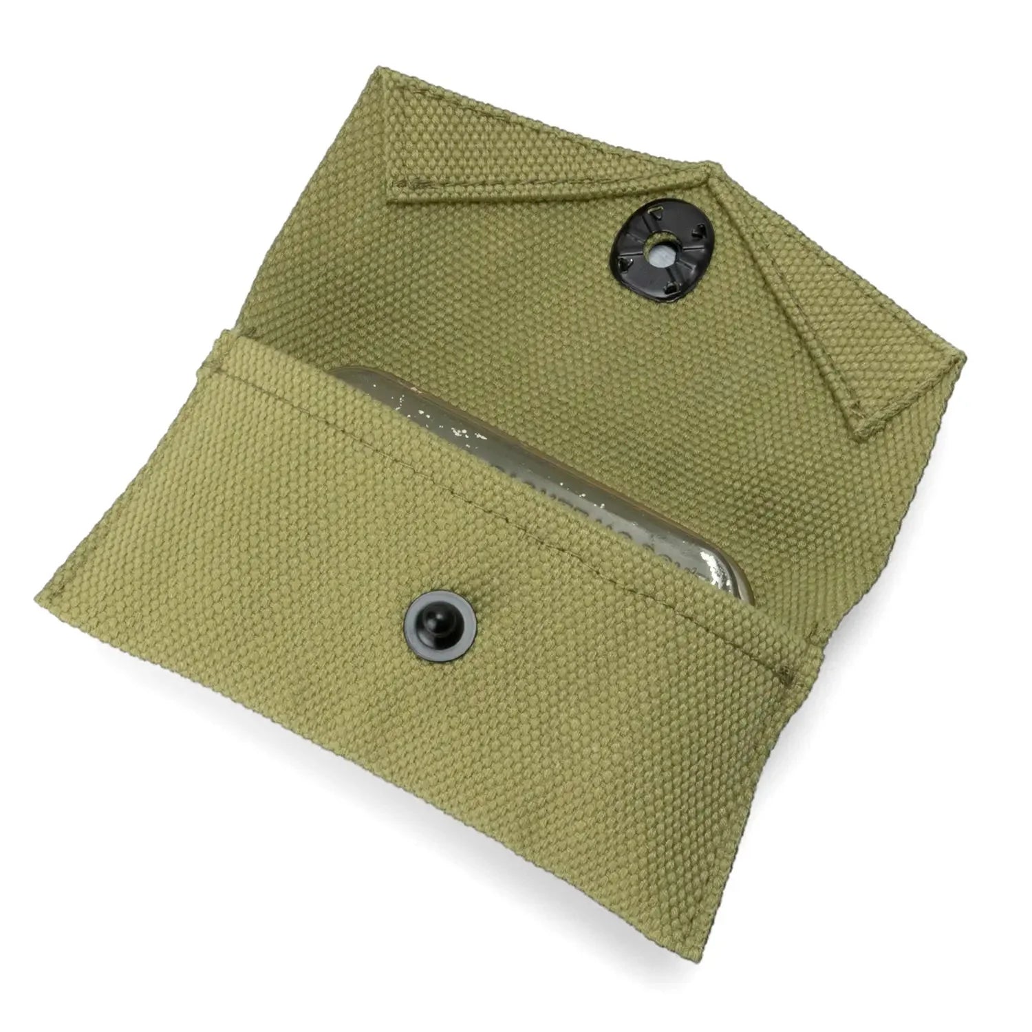 Pochette à pansement M-1924 portée au ceinturon vue ouverte