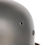 Casque Allemand M35 gros plan du rivet