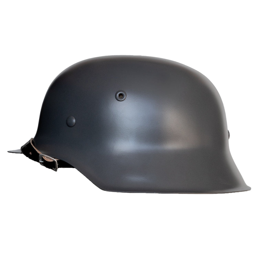 Vue de profil gauche du SH 42 ou Stahlhelm 42 de l'armée allemande