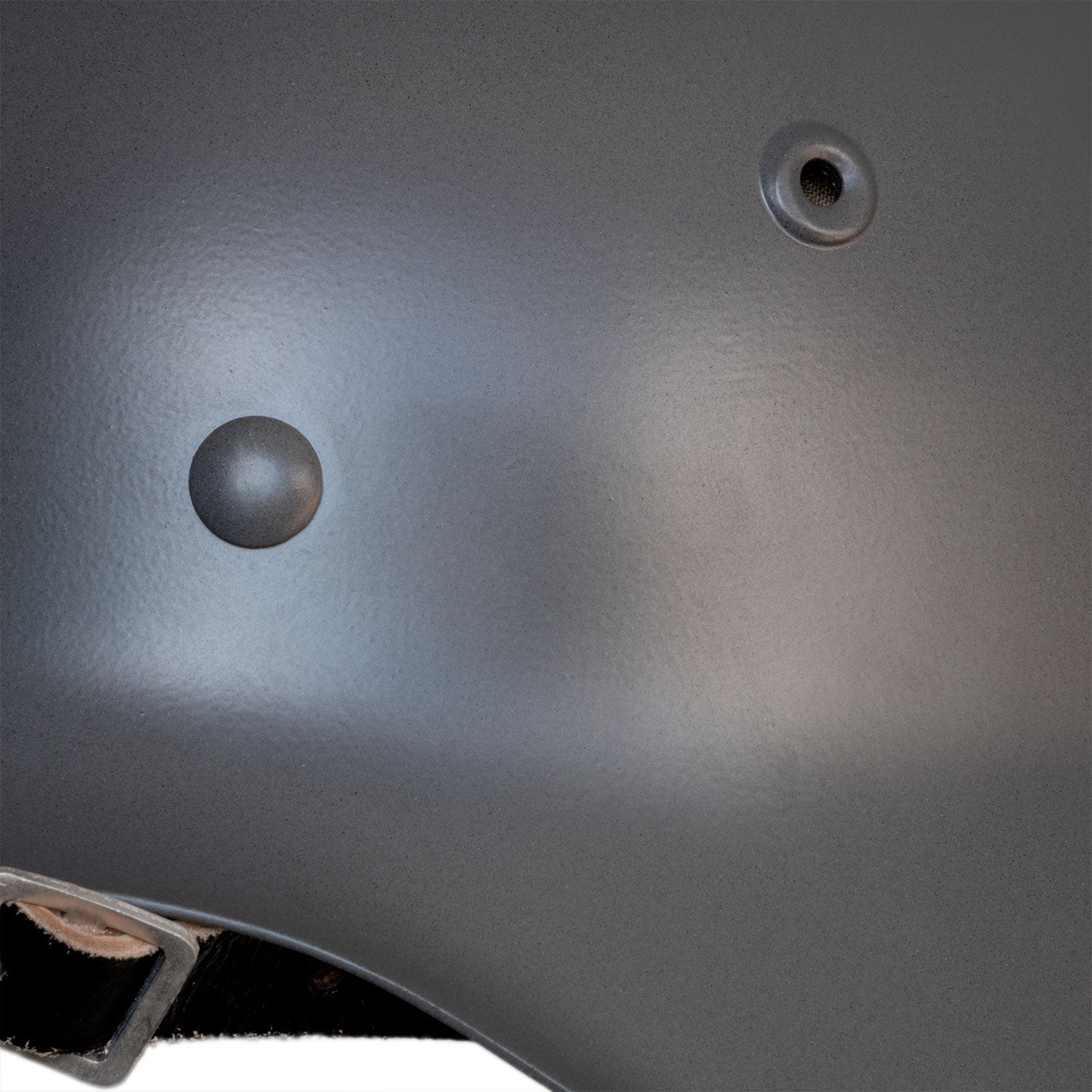 Gros plan des events du SH 42 ou Stahlhelm 42 de l'armée allemande