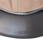 Gros plan du marquage arrière 2407 du SH 42 ou Stahlhelm 42 de l'armée allemande