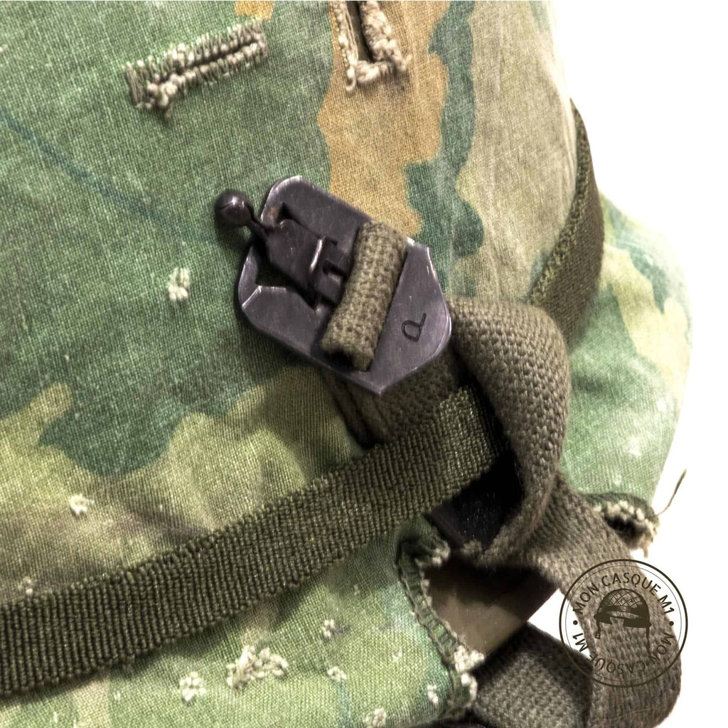 Casque Complet Vietnam Edition Limitée Leatherneck gros plan de la jugulaire de casque lourd