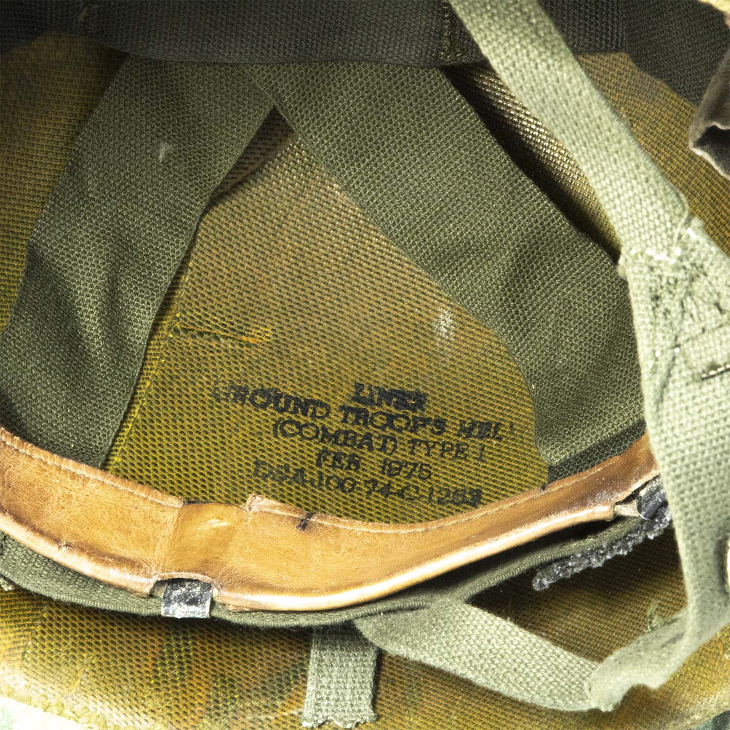 Casque Complet Vietnam Edition Limitée Mechanized gros plan du marquage