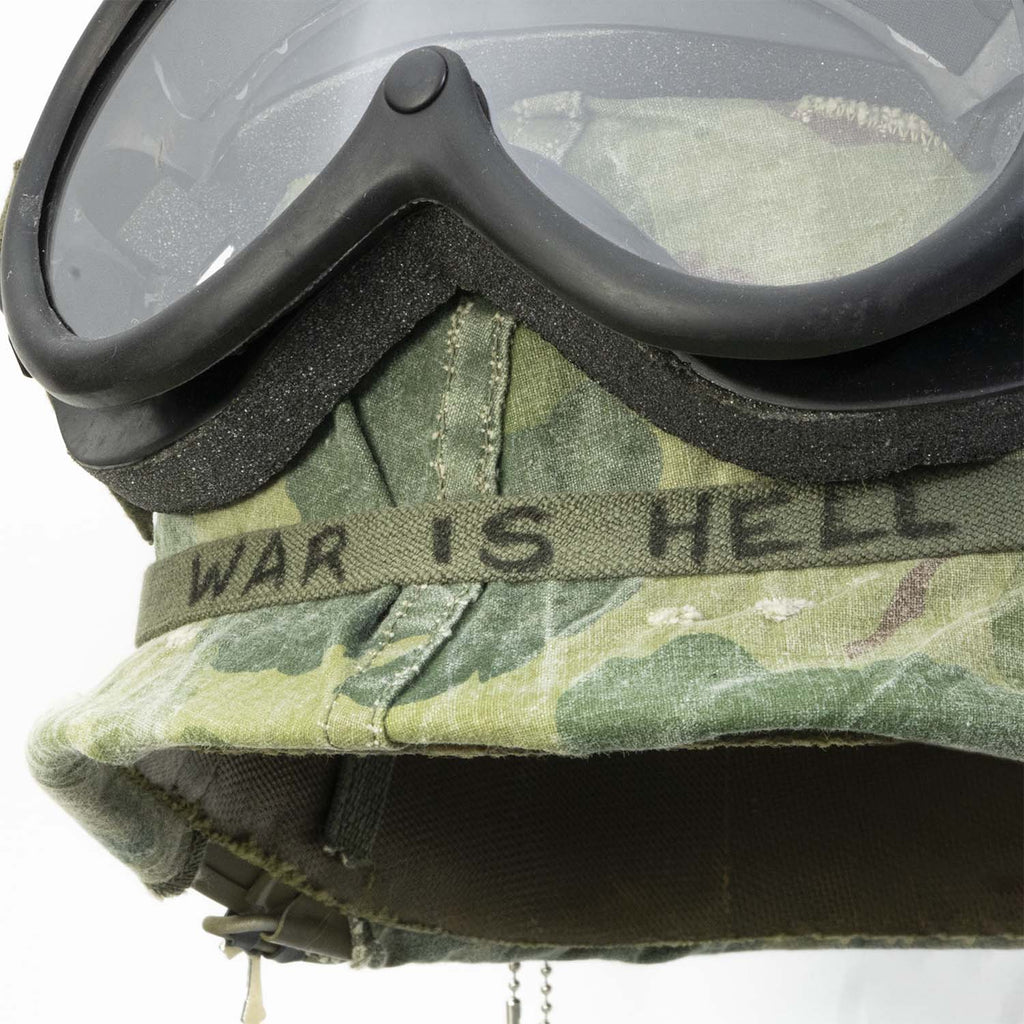 Casque Complet Vietnam Edition Limitée Mechanized gros plan des lunettes