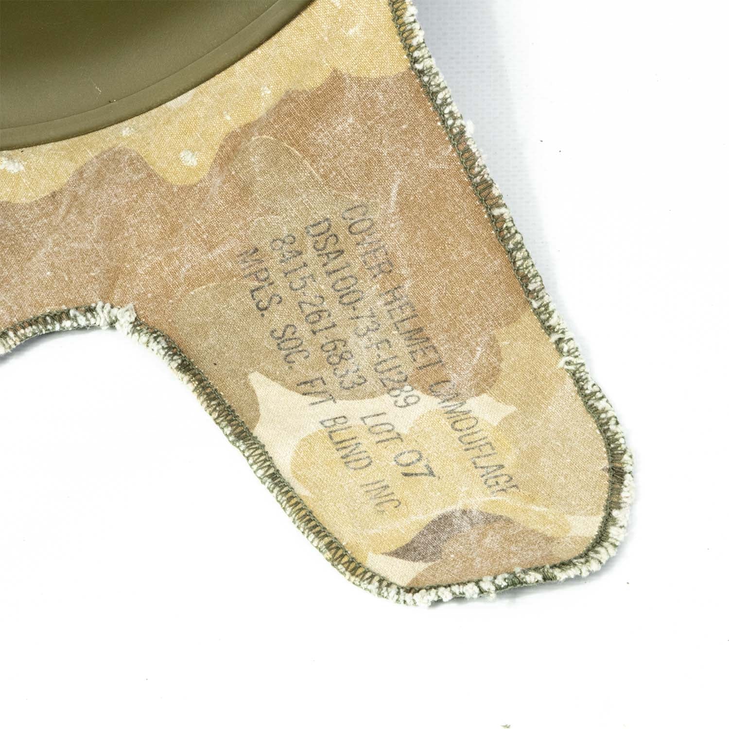 Casque Complet Vietnam Edition Limitée Mechanized gros plan du marquage du couvre casque Mitchell original daté de 1973