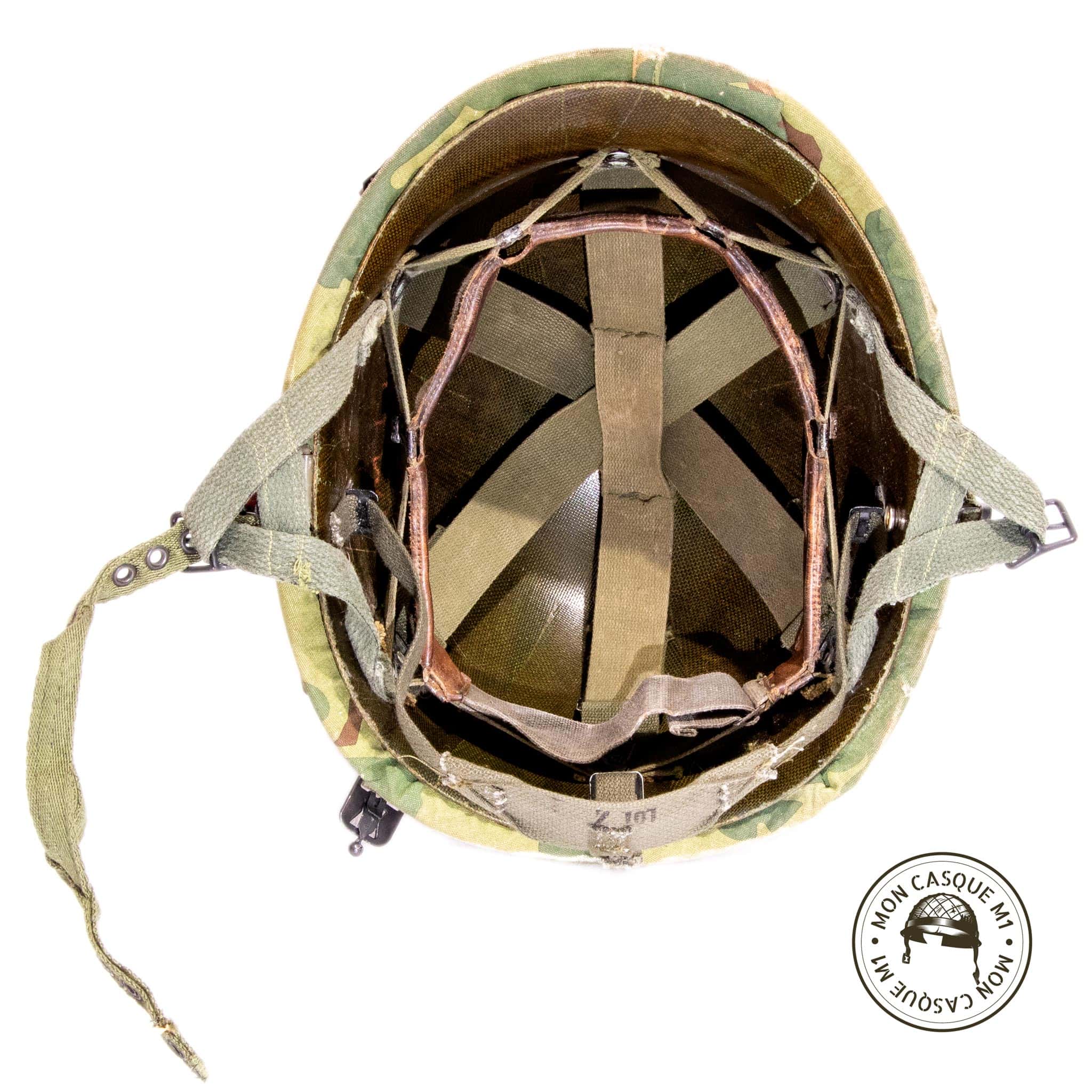 Casque US M1 Vietnam Héliporté avec couvre casque Mitchell vue intérieure 1