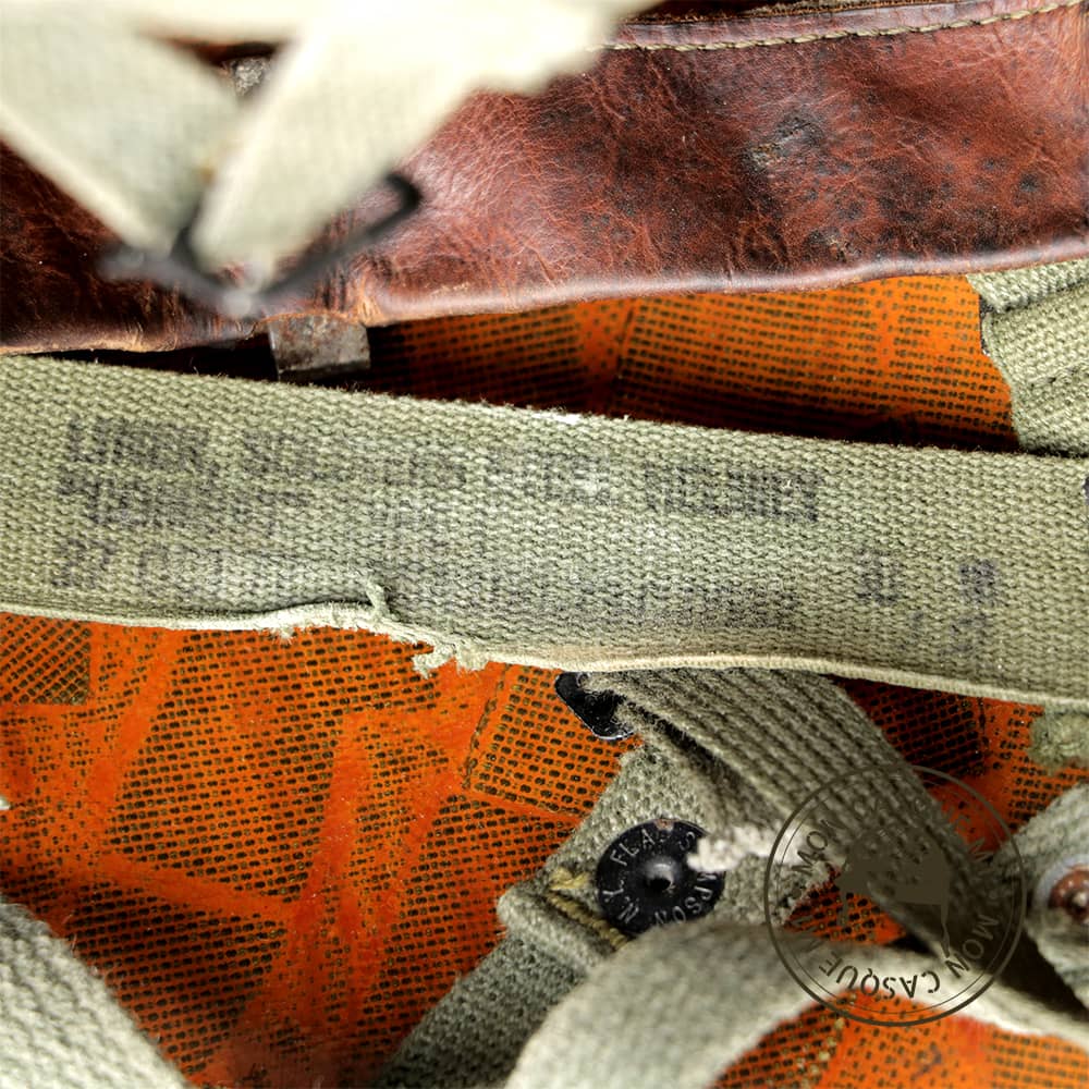 Casque Complet Parachutiste Vietnam marquage du système de suspente du liner