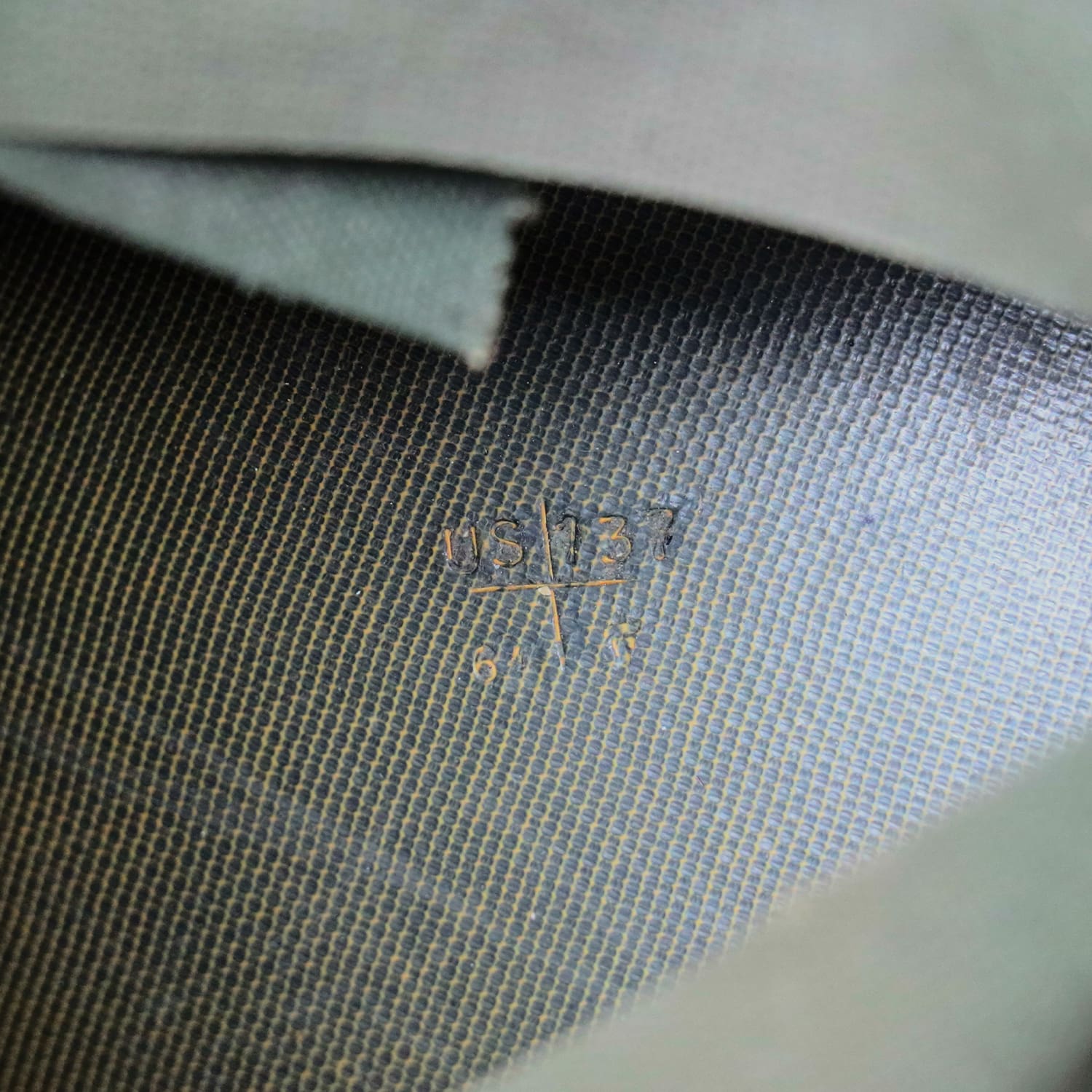 Casque Complet Vietnam The Artist II vue du marquage intérieur du sous casque