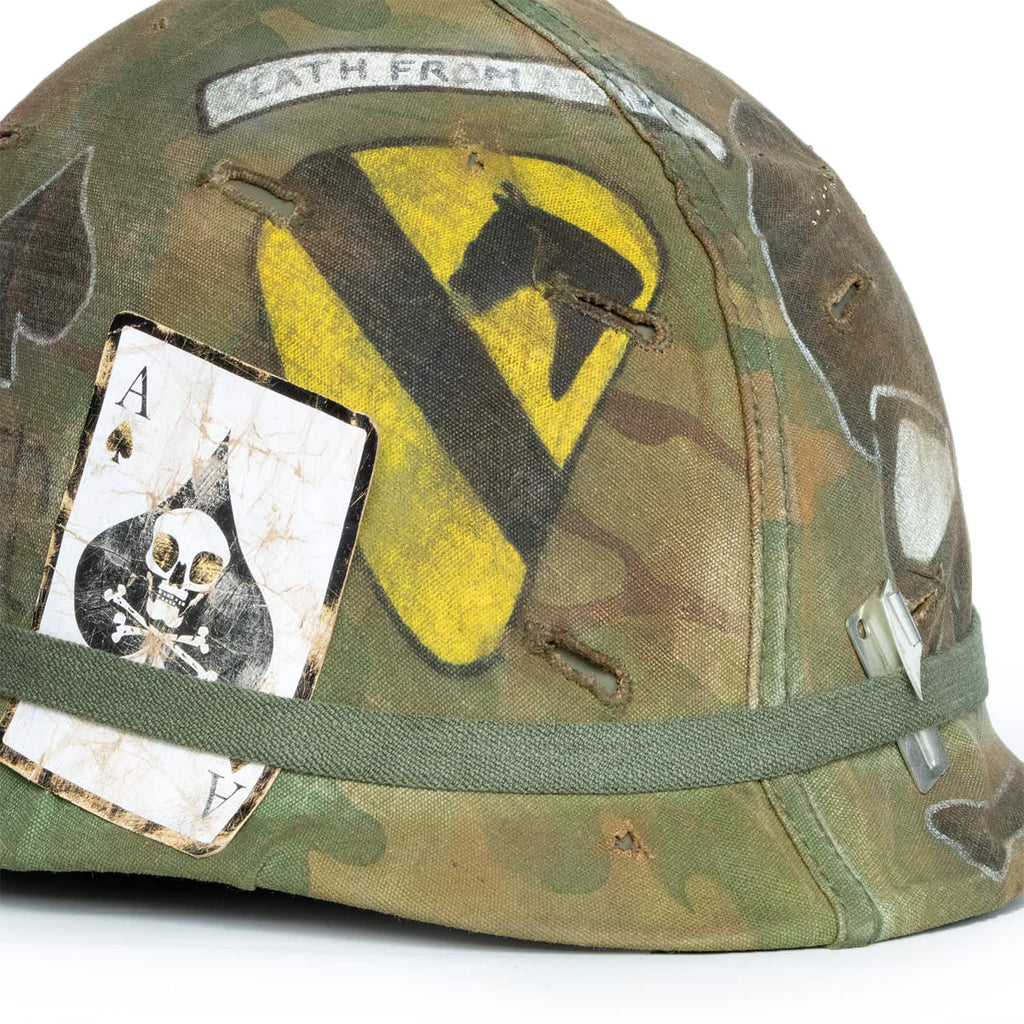 Casque Complet Vietnam The Artist II vue de l'insigne de cavalerie avant