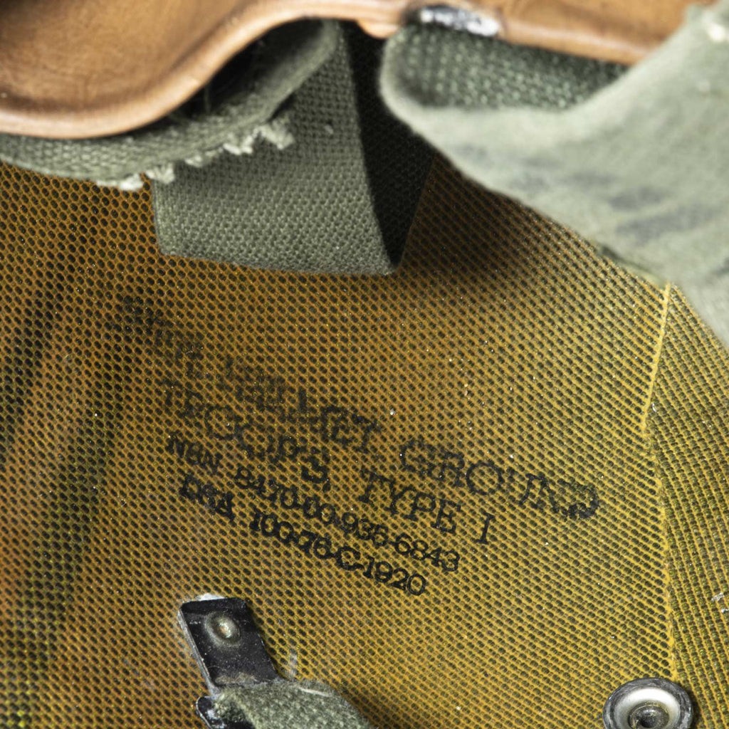 Casque Complet Vietnam The Hippie vue du marquage du sous casque